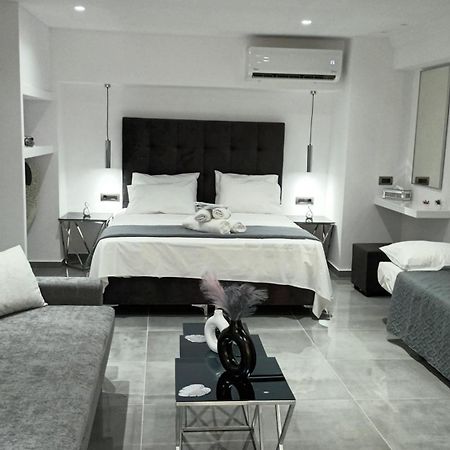 Km Luxury Apart Downtown Iraklion Buitenkant foto