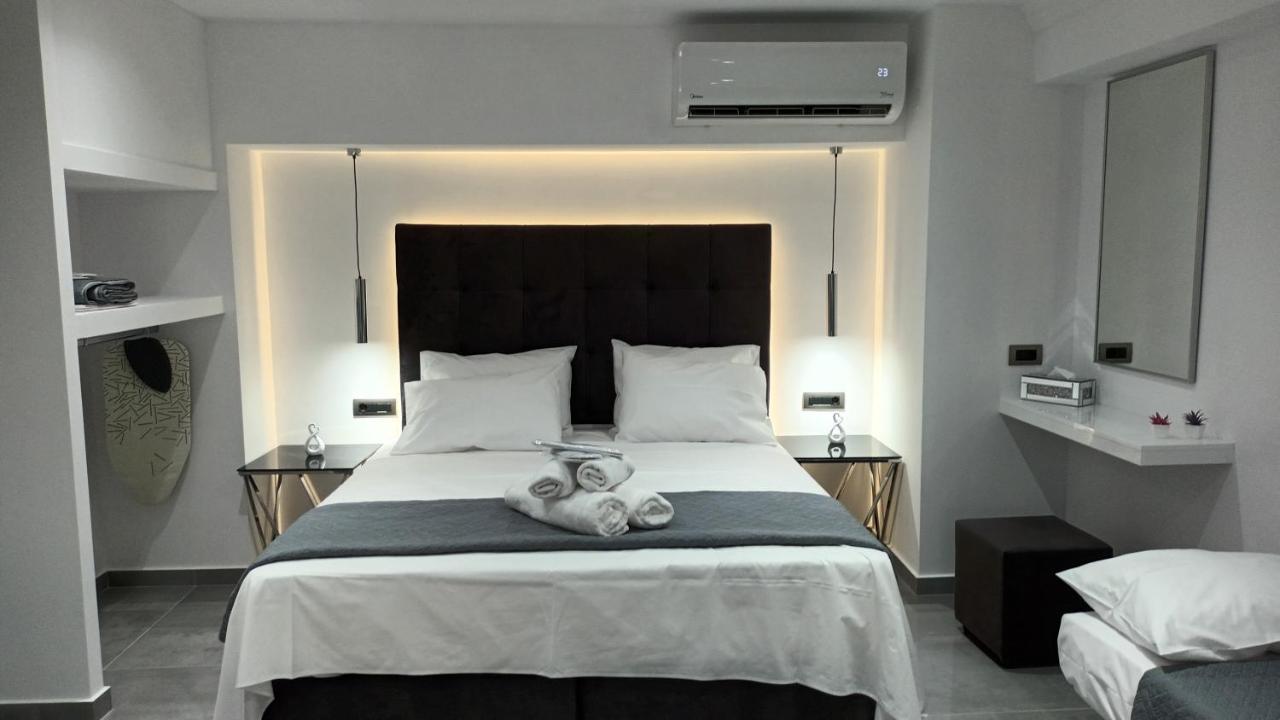 Km Luxury Apart Downtown Iraklion Buitenkant foto