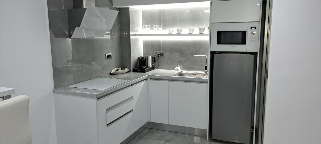 Km Luxury Apart Downtown Iraklion Buitenkant foto