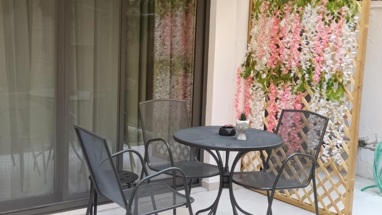 Km Luxury Apart Downtown Iraklion Buitenkant foto